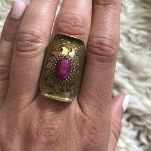 Gold ring with ruby stone